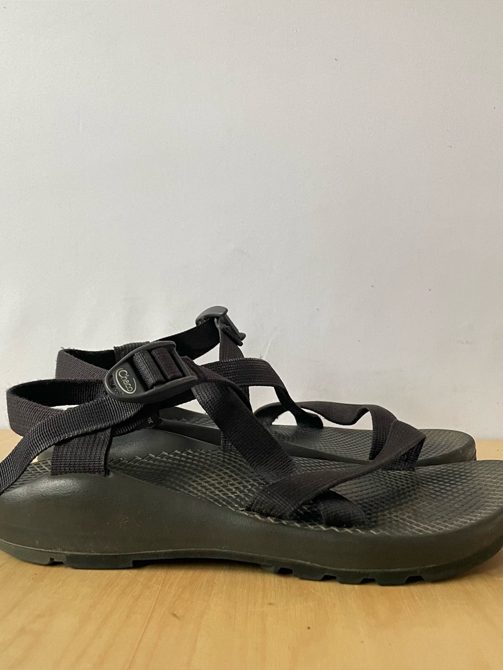 Chaco Z/1 Classic Black Sandals | US 9